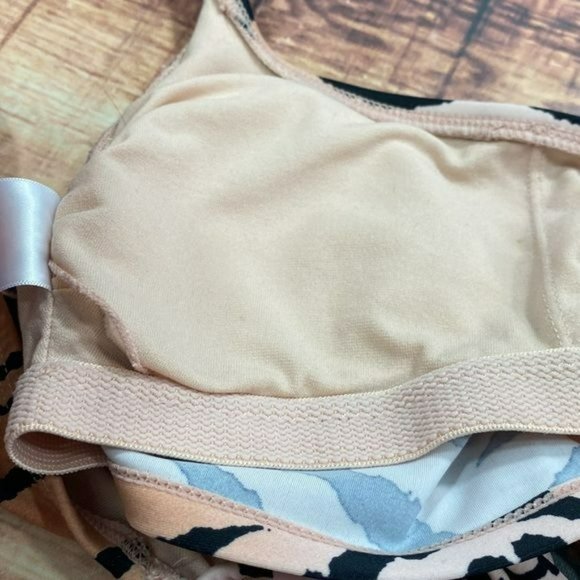 RELISTED Tiger Swim Bikini Top Xhilaration Strappy - Picture 6 of 8